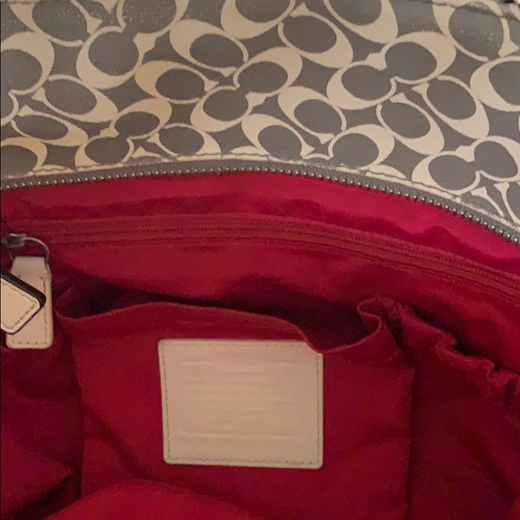 Coach diaper bag - Picture 2 of 8